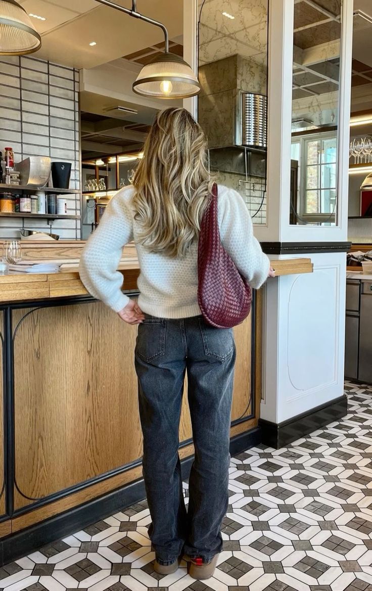 Olivia Hobo Bag